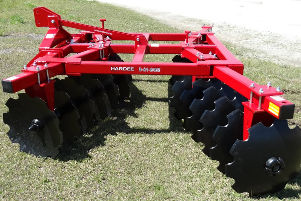 Hardee | 3Pt Lift Type Disc Harrows | Model D-21-2422 for sale at Cape Fear Tractor & Saw, North Carolina