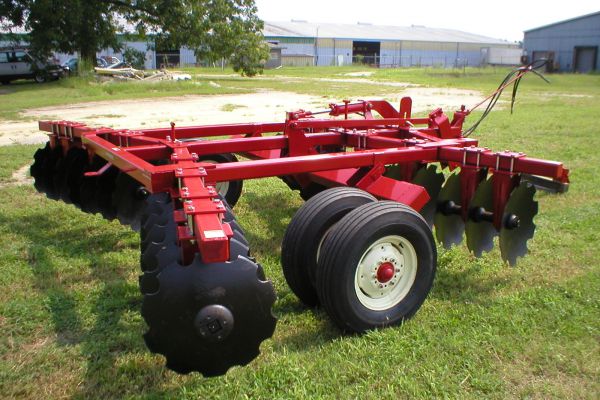 Hardee D-23-3220 for sale at Cape Fear Tractor & Saw, North Carolina